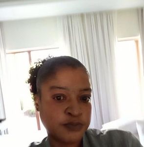 Meet your Posher, Simone